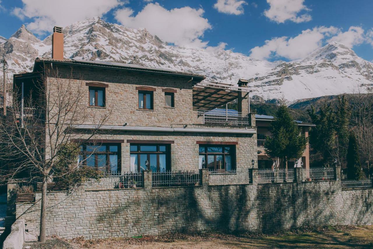 Etheres Tzoumerkon Mountain Resort Katarráktis Exteriör bild
